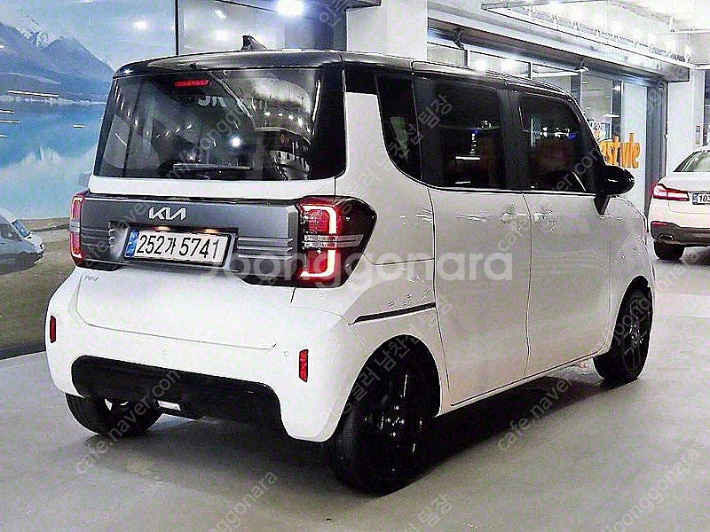 경차 중고 레이 중고차 시세 레이 중고차 가격 기아 레이 중고 2023년식 18,086km 시그니처 개인사업자 차량...--5